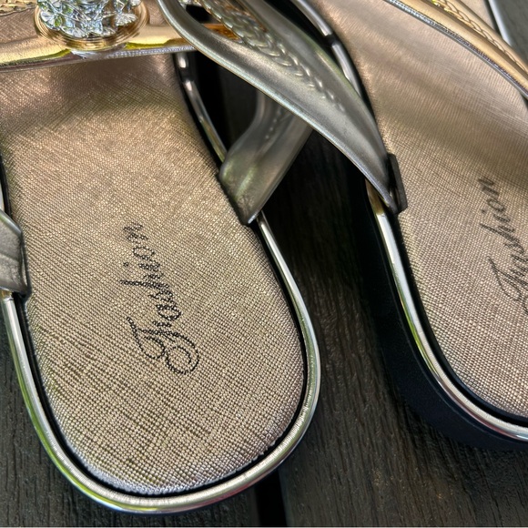 **NEW size 44 or 10** Women Flip flip Vacation Casual Flat Beach Sandals - Picture 6 of 10